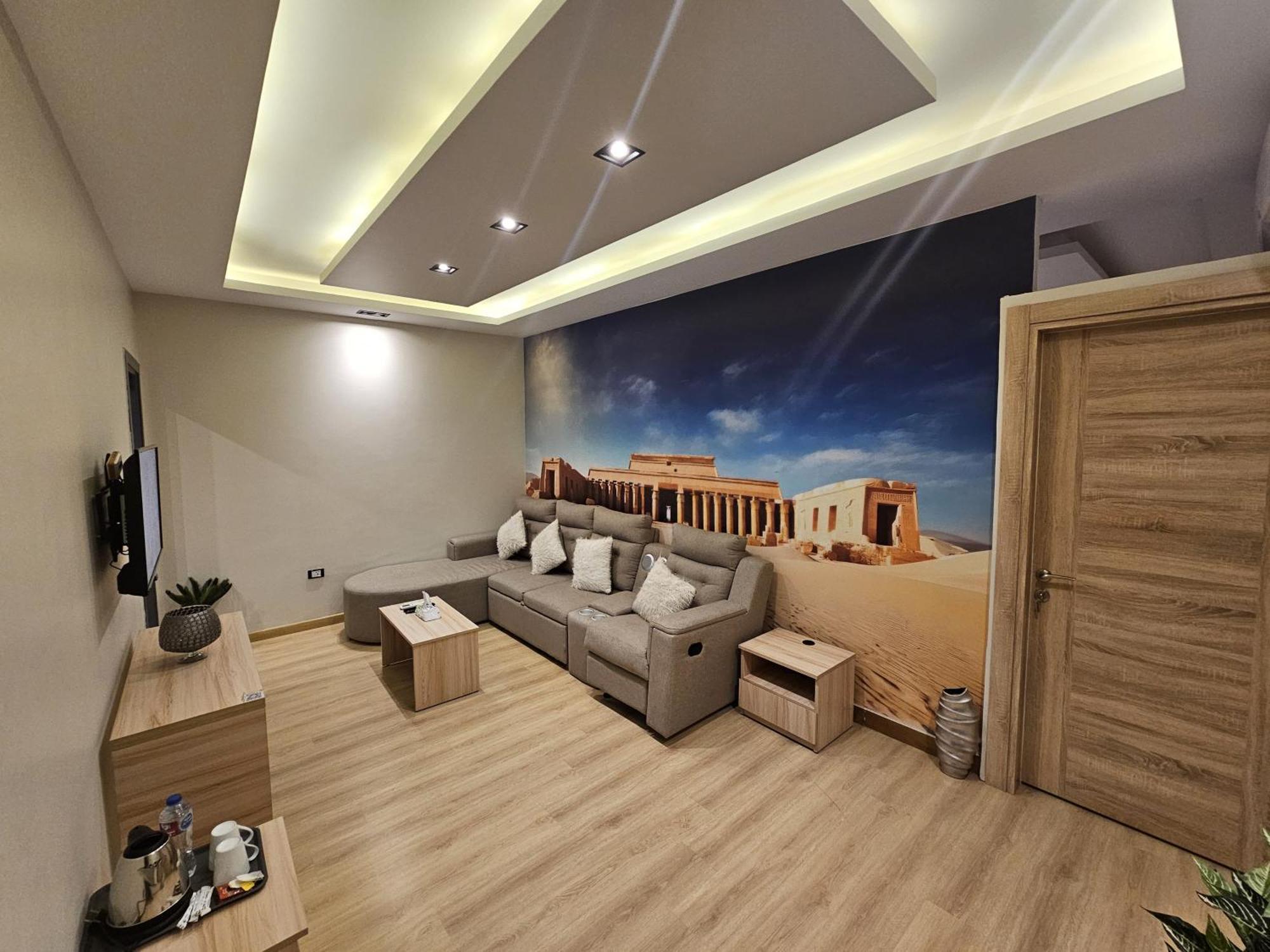 Palm Pyramids View Hotel Kafrat al Jabal Екстер'єр фото