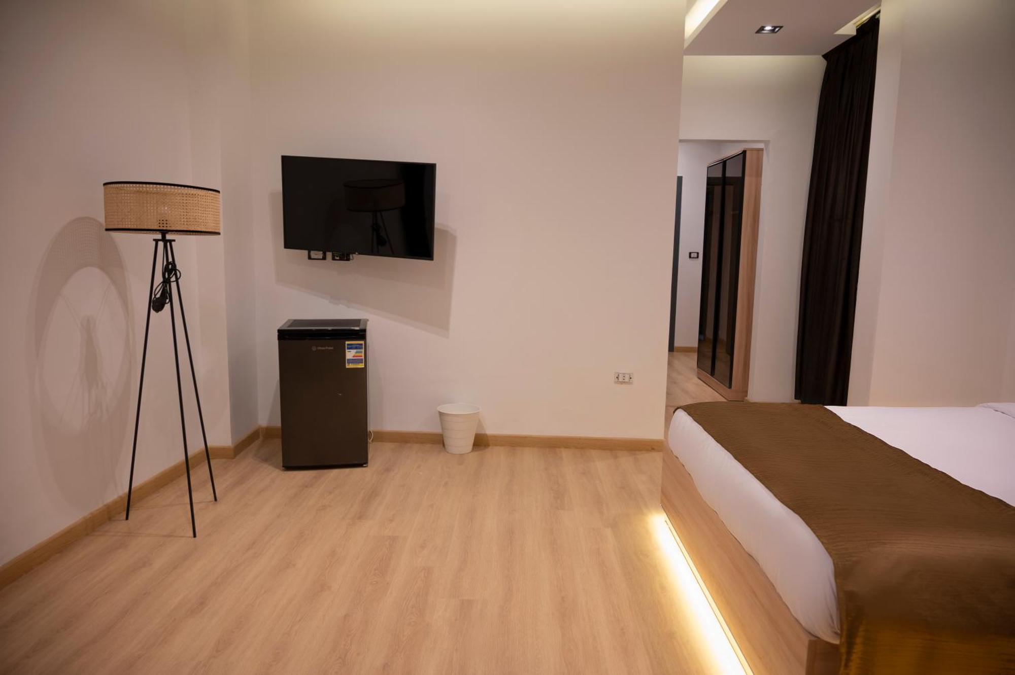 Palm Pyramids View Hotel Kafrat al Jabal Номер фото