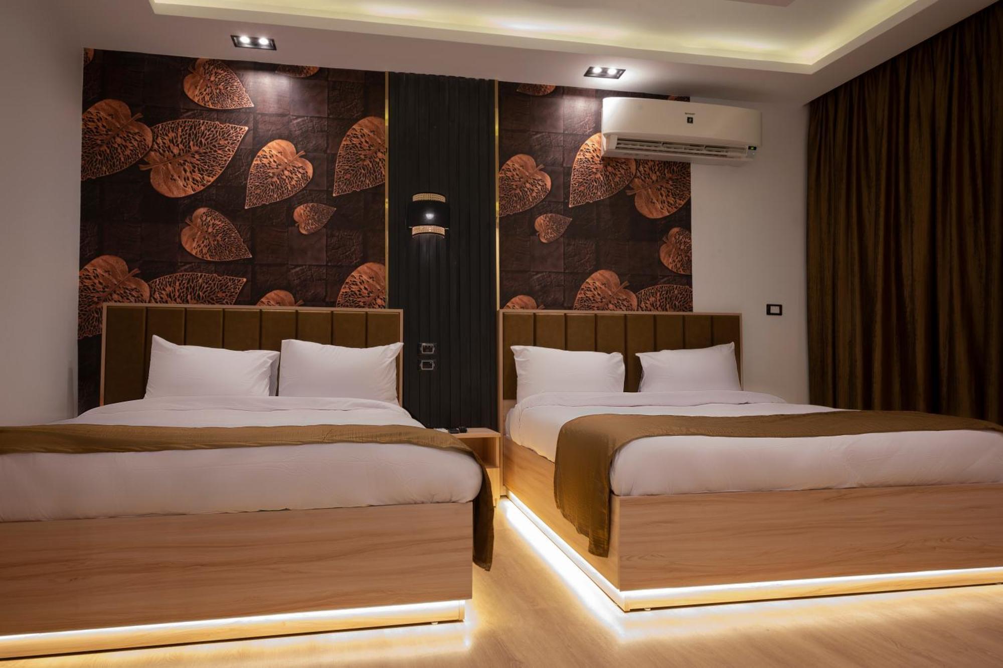 Palm Pyramids View Hotel Kafrat al Jabal Номер фото