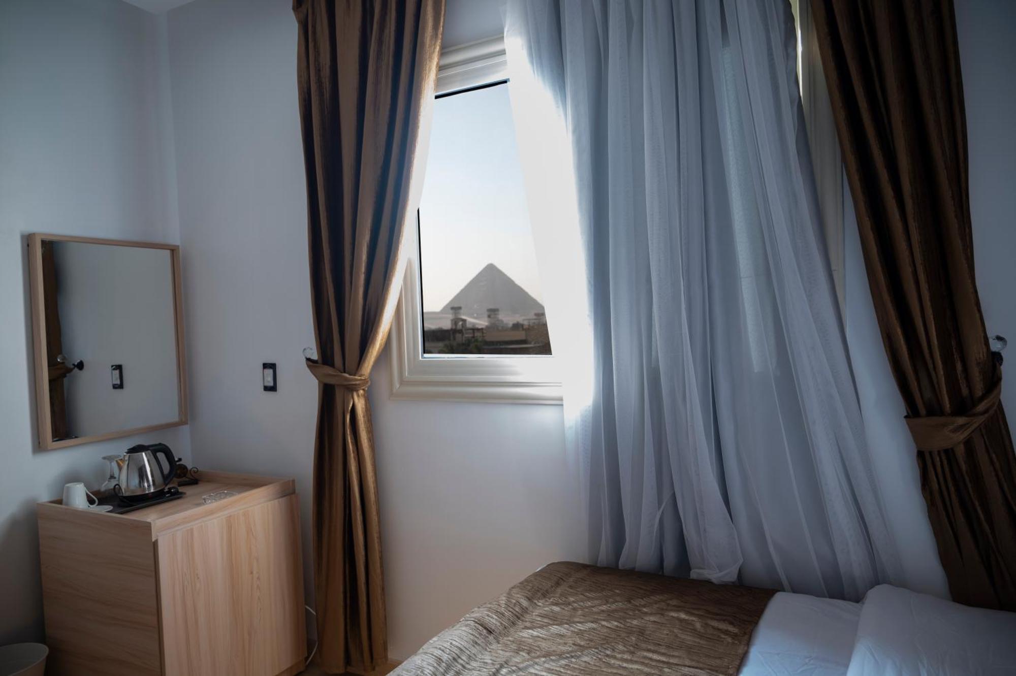 Palm Pyramids View Hotel Kafrat al Jabal Екстер'єр фото