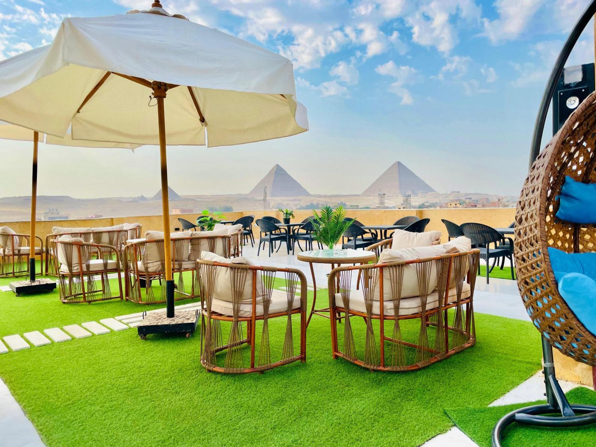 Palm Pyramids View Hotel Kafrat al Jabal Екстер'єр фото