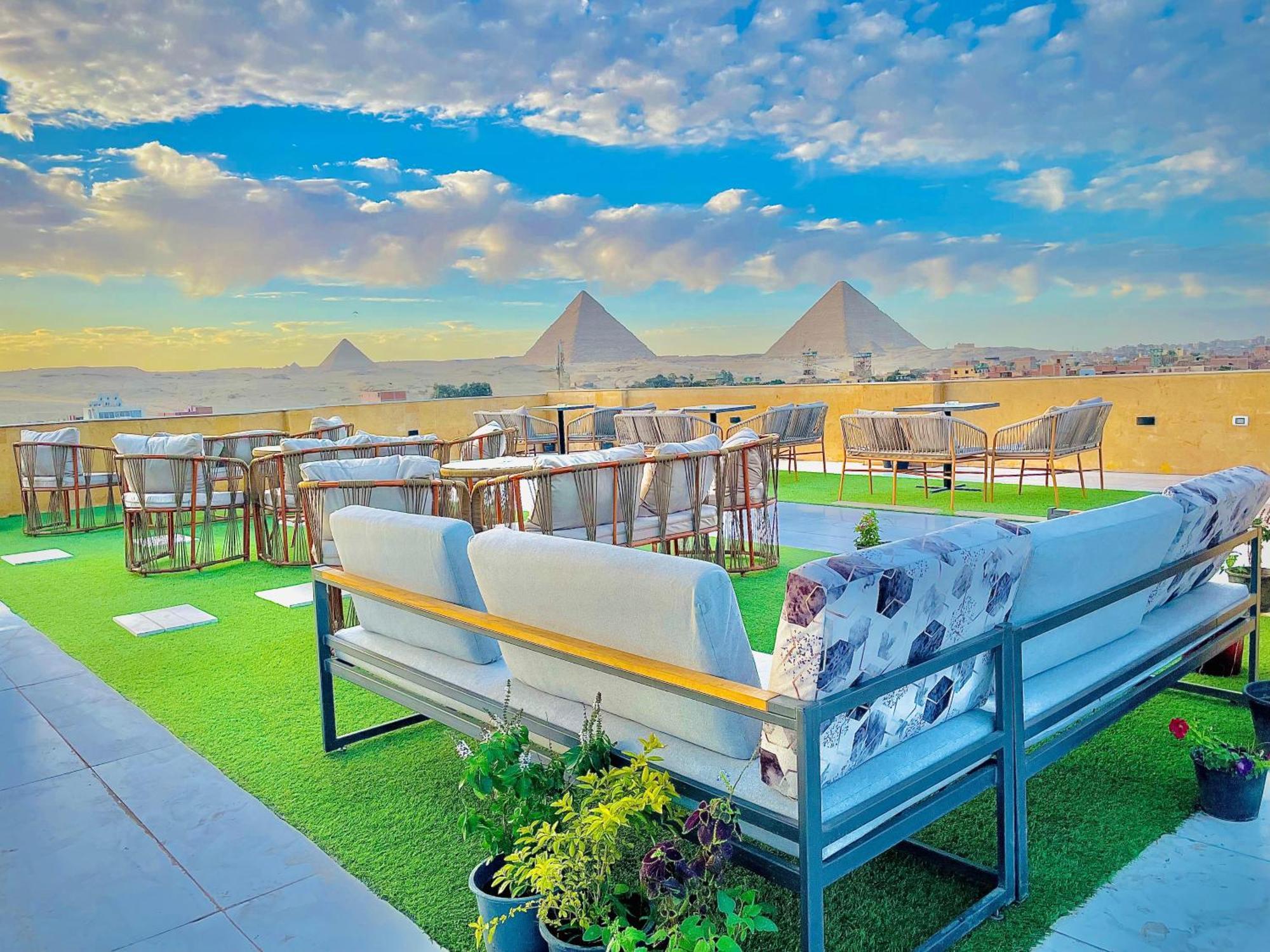 Palm Pyramids View Hotel Kafrat al Jabal Екстер'єр фото